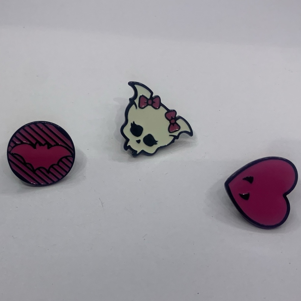 MONSTER HIGH PINS